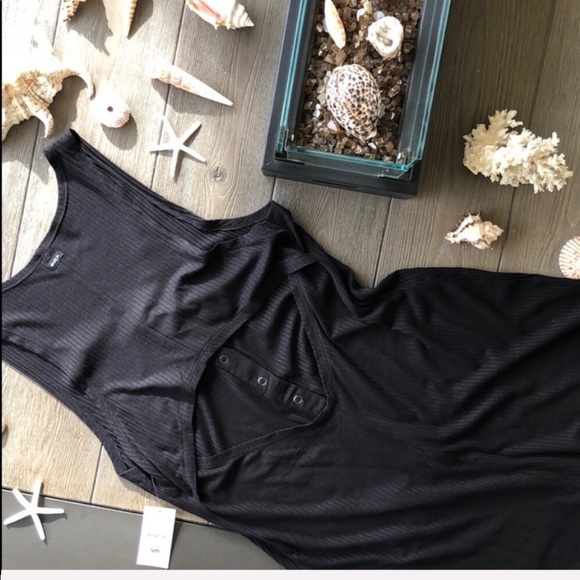 🌴🌼RVCA- ROMPER🌼🌴 - Picture 8 of 8